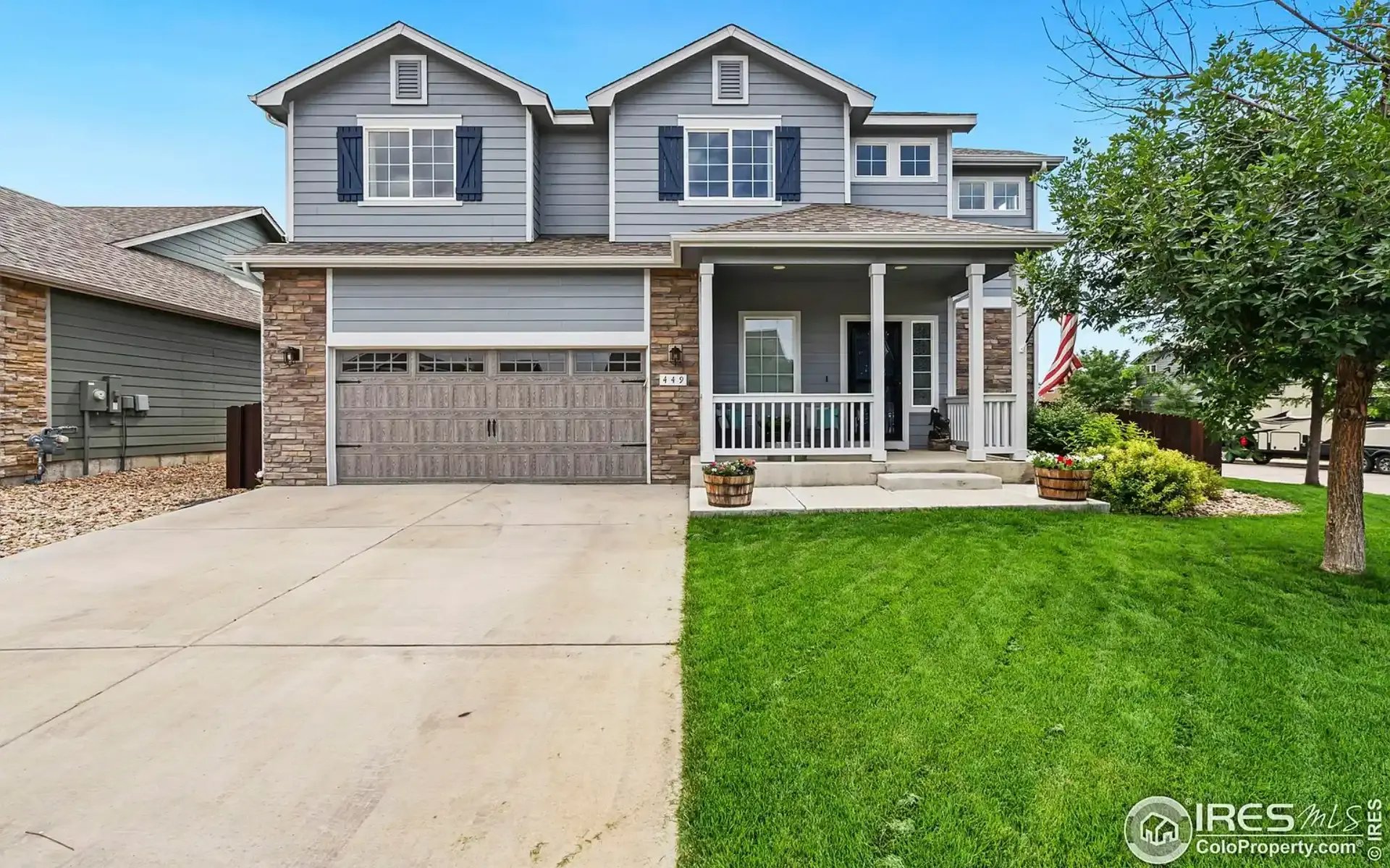 449 Homestead Ln