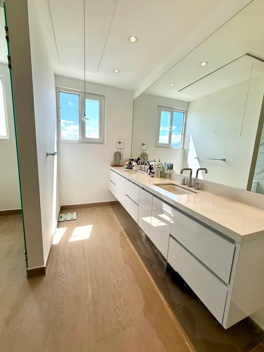 Smart View Townhouse, Escazu, San Jose