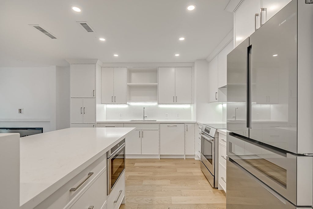 100 Lakeshore Road E Unit: 505