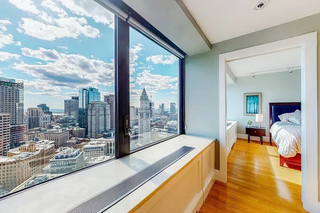 65 E India Row #37GH