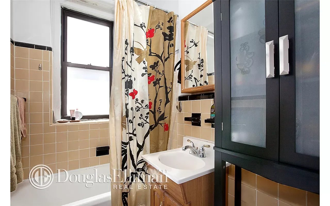 129 West 89th Street Unit: 45