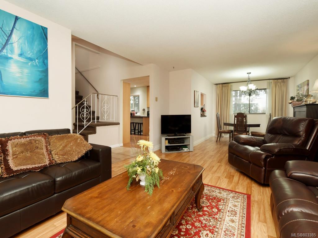 4075 Grange Rd, Saanich