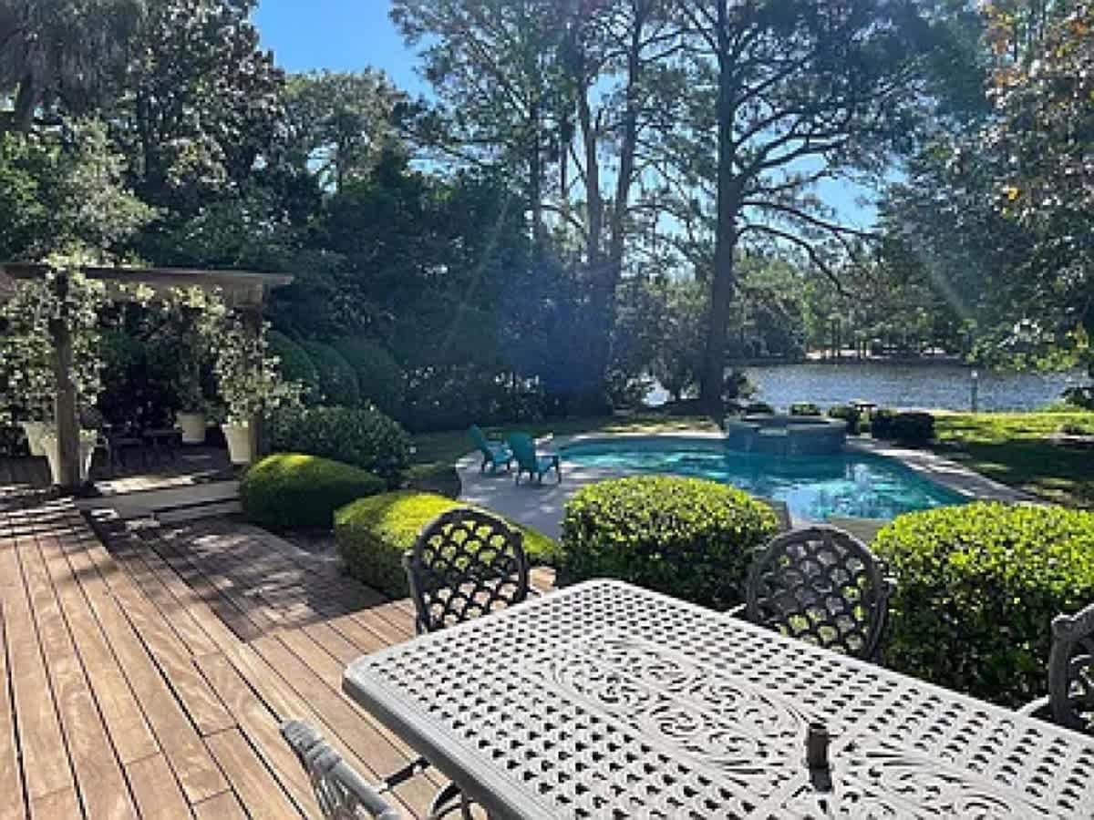 34 Sea Ln 