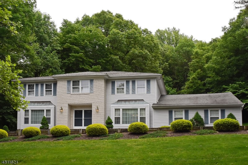 54 Birch Run Ave