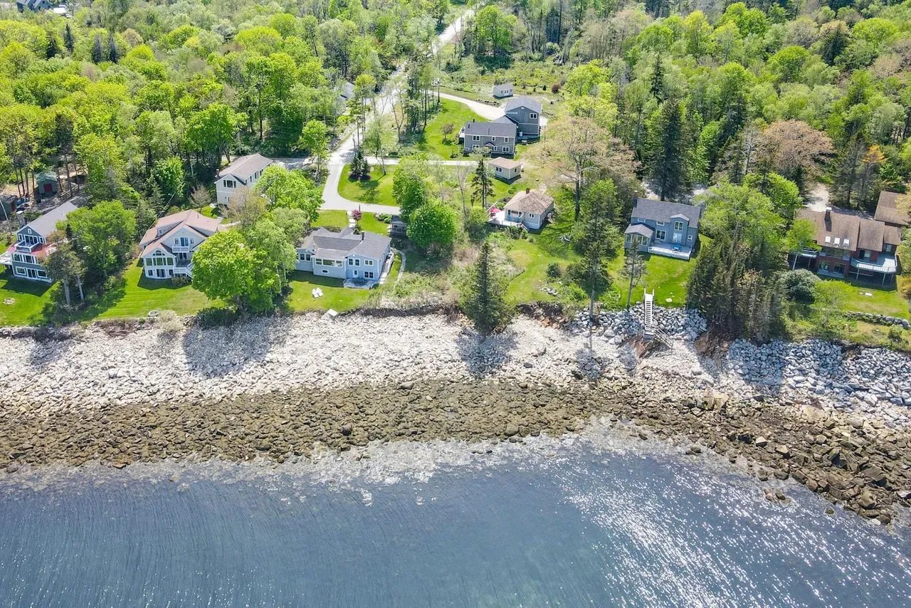 New Listing! 4 & 5 Anchorage Lane, Owls Head, ME 04854 – $1,850,000