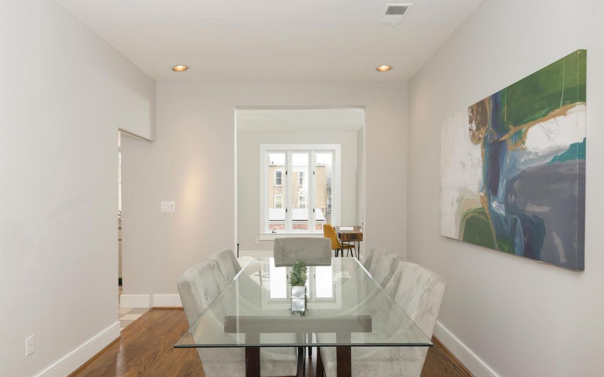 1330 Corcoran St NW, #4