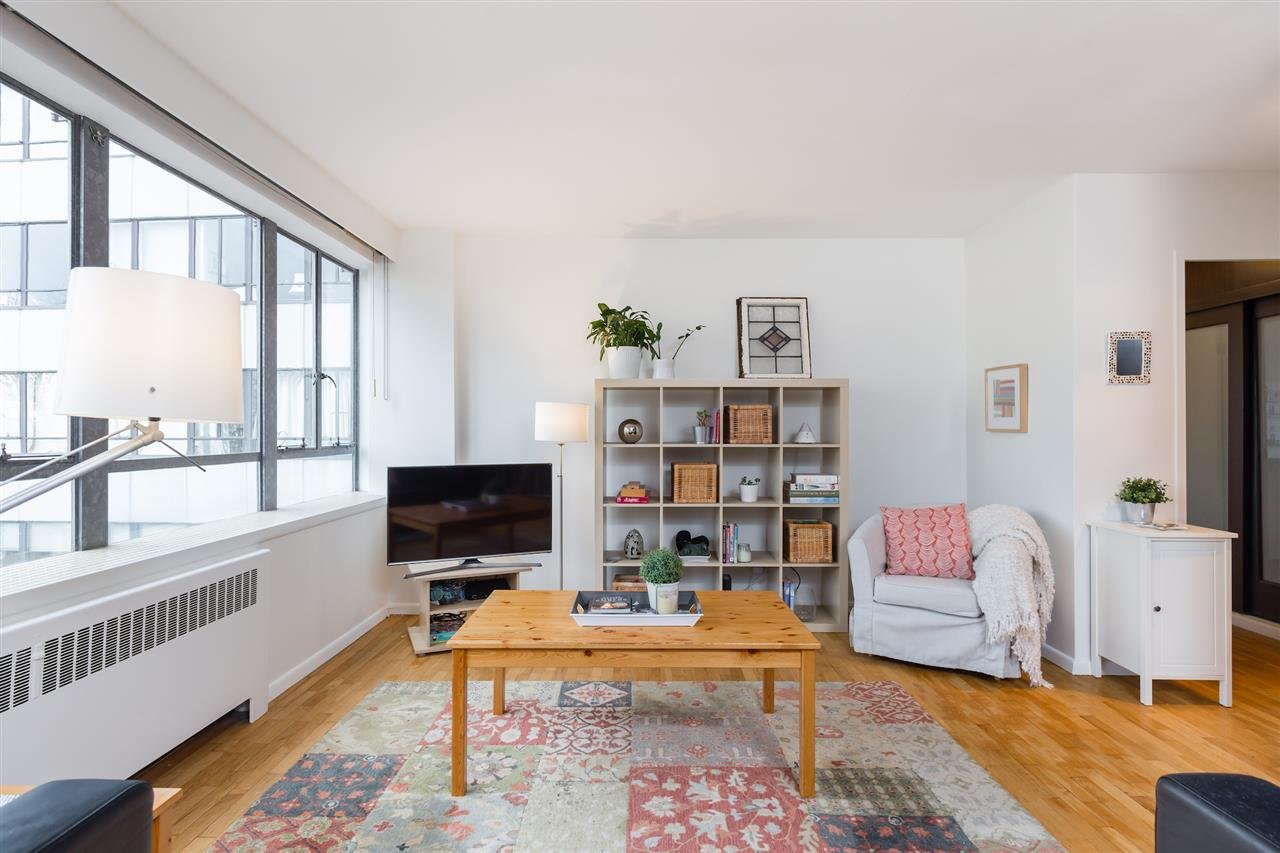 321-1445 Marpole Ave