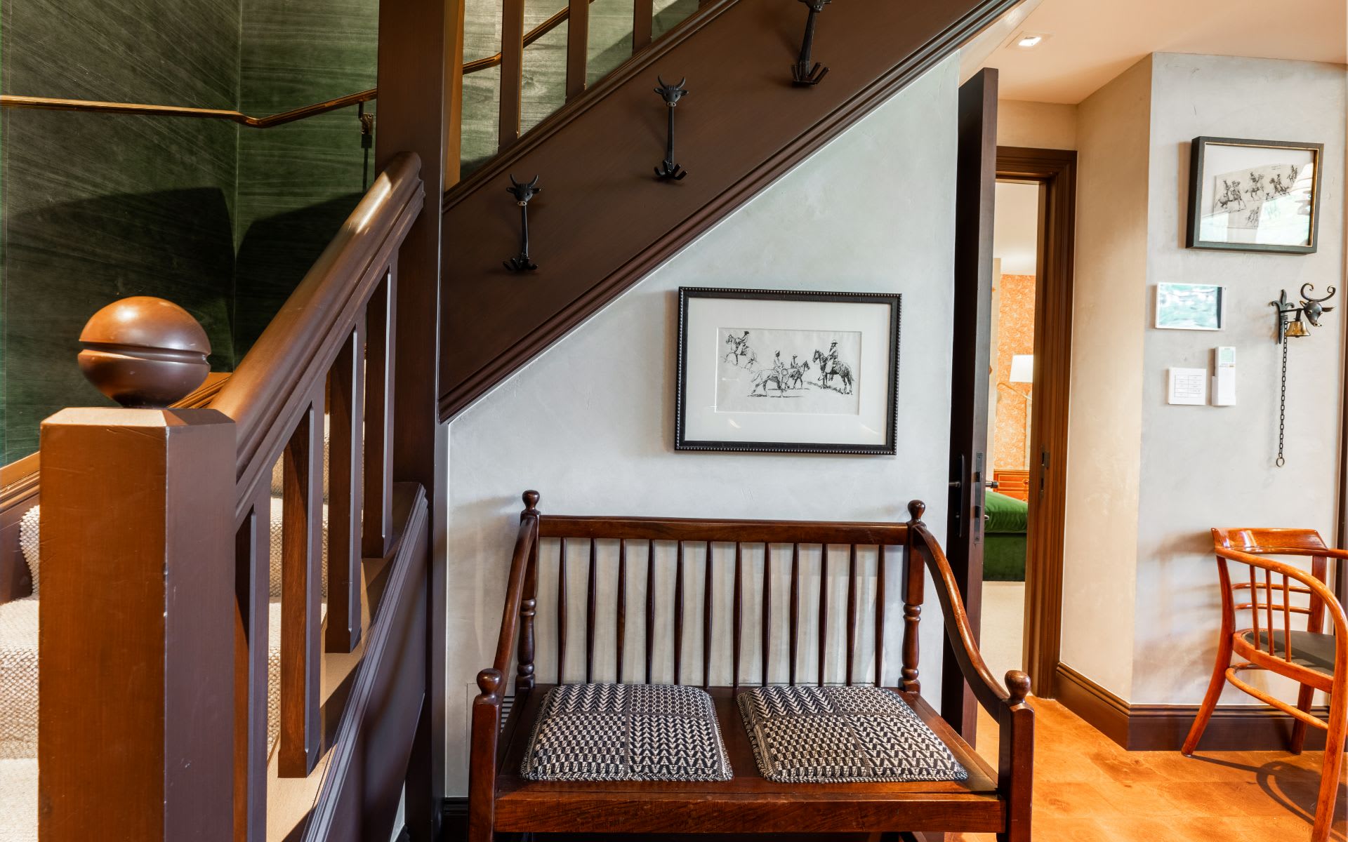 The Lodge at Vail Condominiums #521