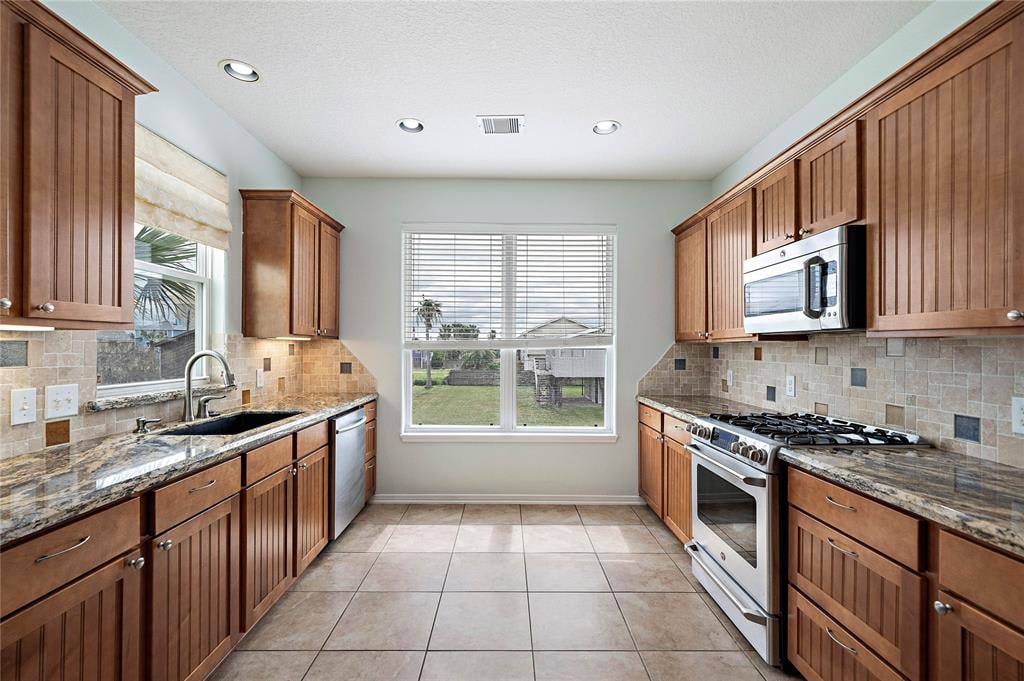 16606 Francis Drake Rd