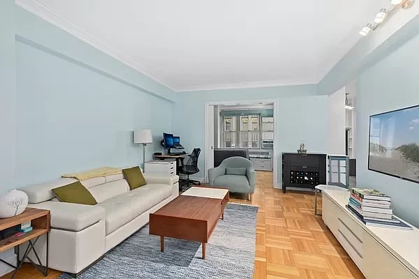 220 Madison Avenue Unit: 5K