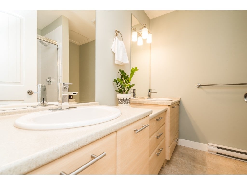 15-47315 Sylvan Dr