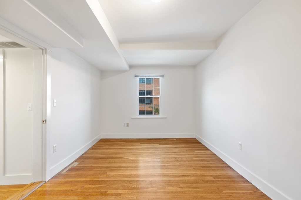 135 Charles St, #3