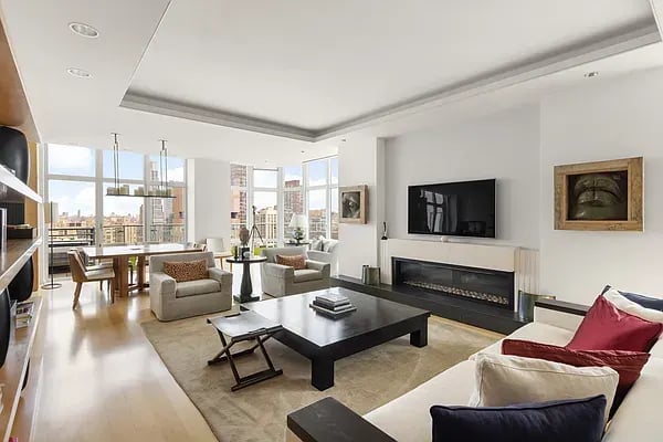 555 West 59th Street Unit: PHC