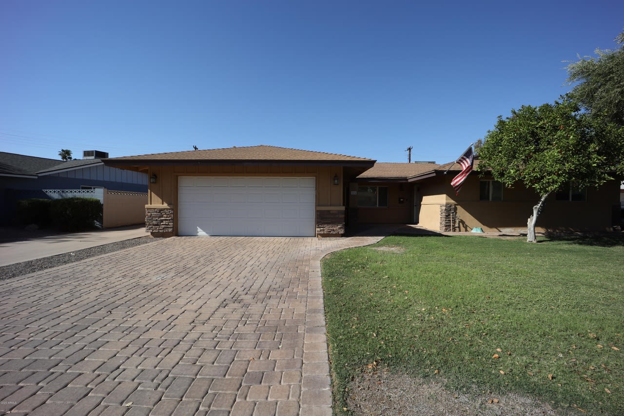 8314 E Highland Ave