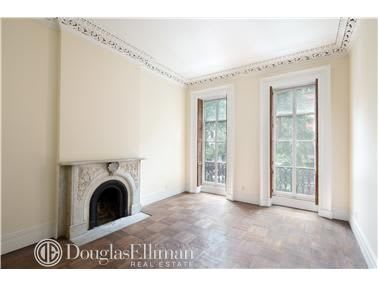 123 East 10th Street