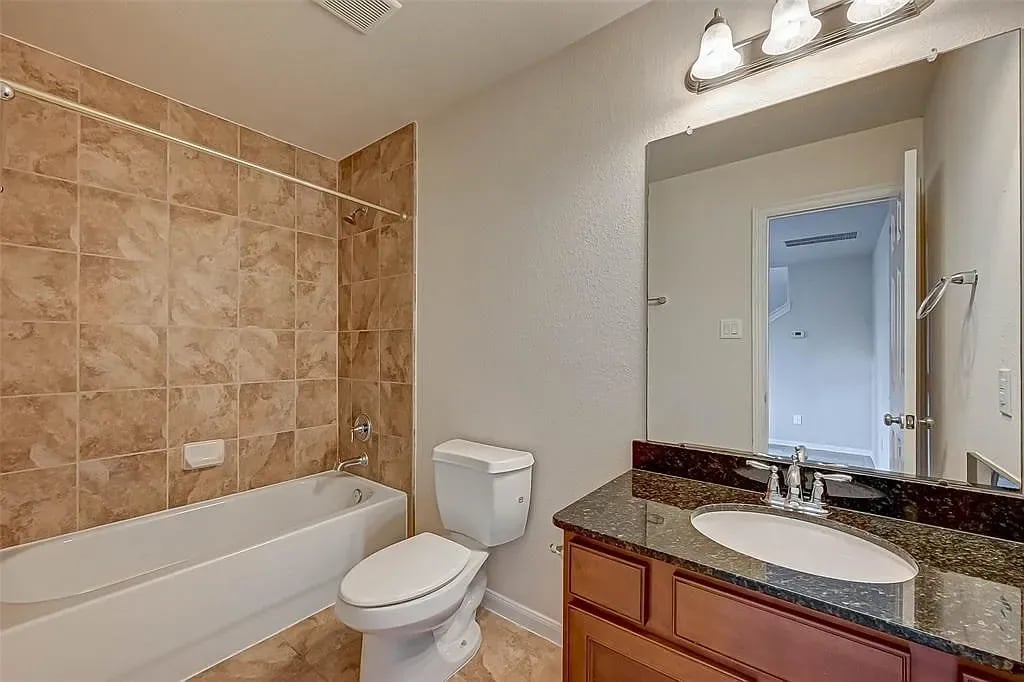 3216 Clearview Cir