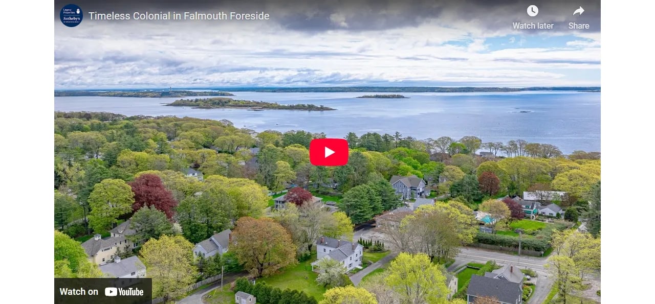 Timeless Colonial in Falmouth Foreside