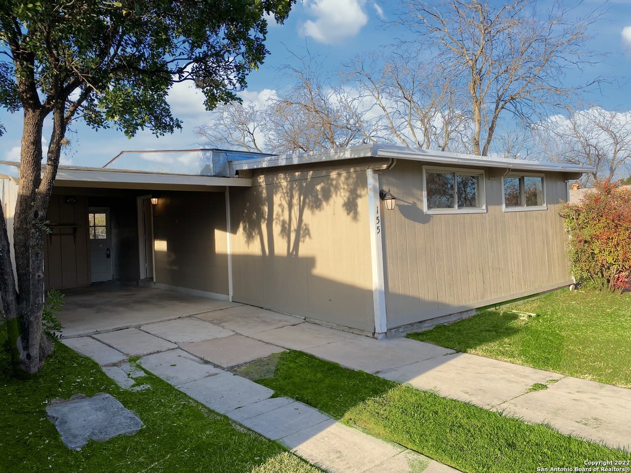 155 Greenhill Pass