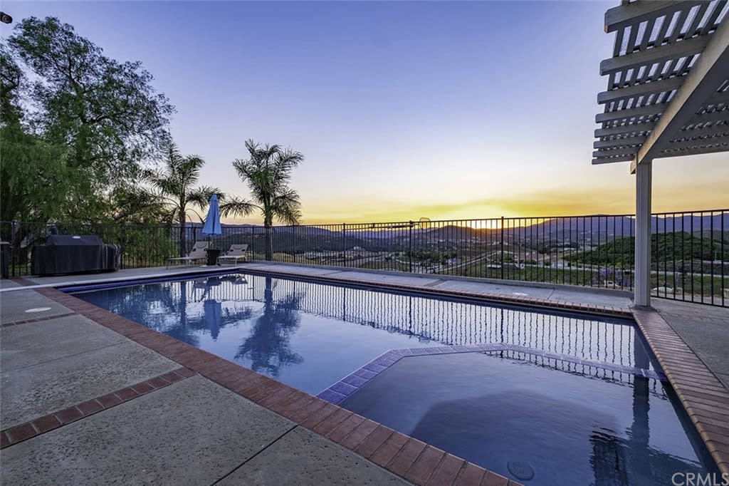 40148 Sierra Maria Rd