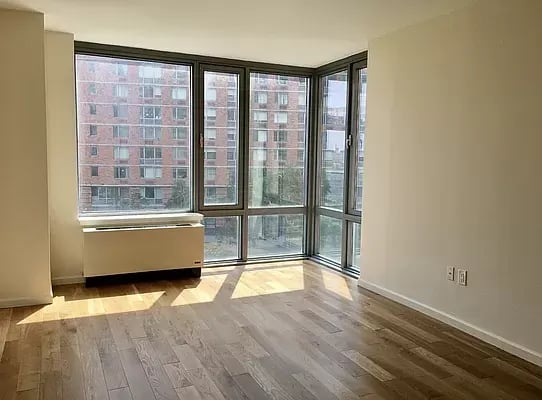 455 Main Street Unit: 5A