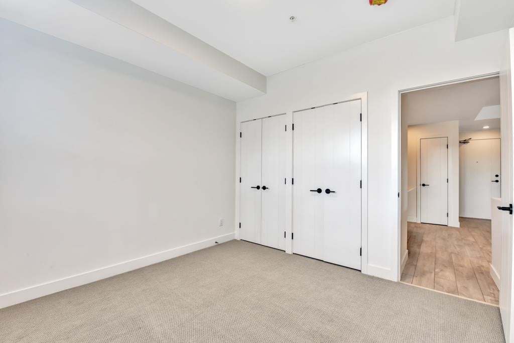 7-32828 Landeau Pl