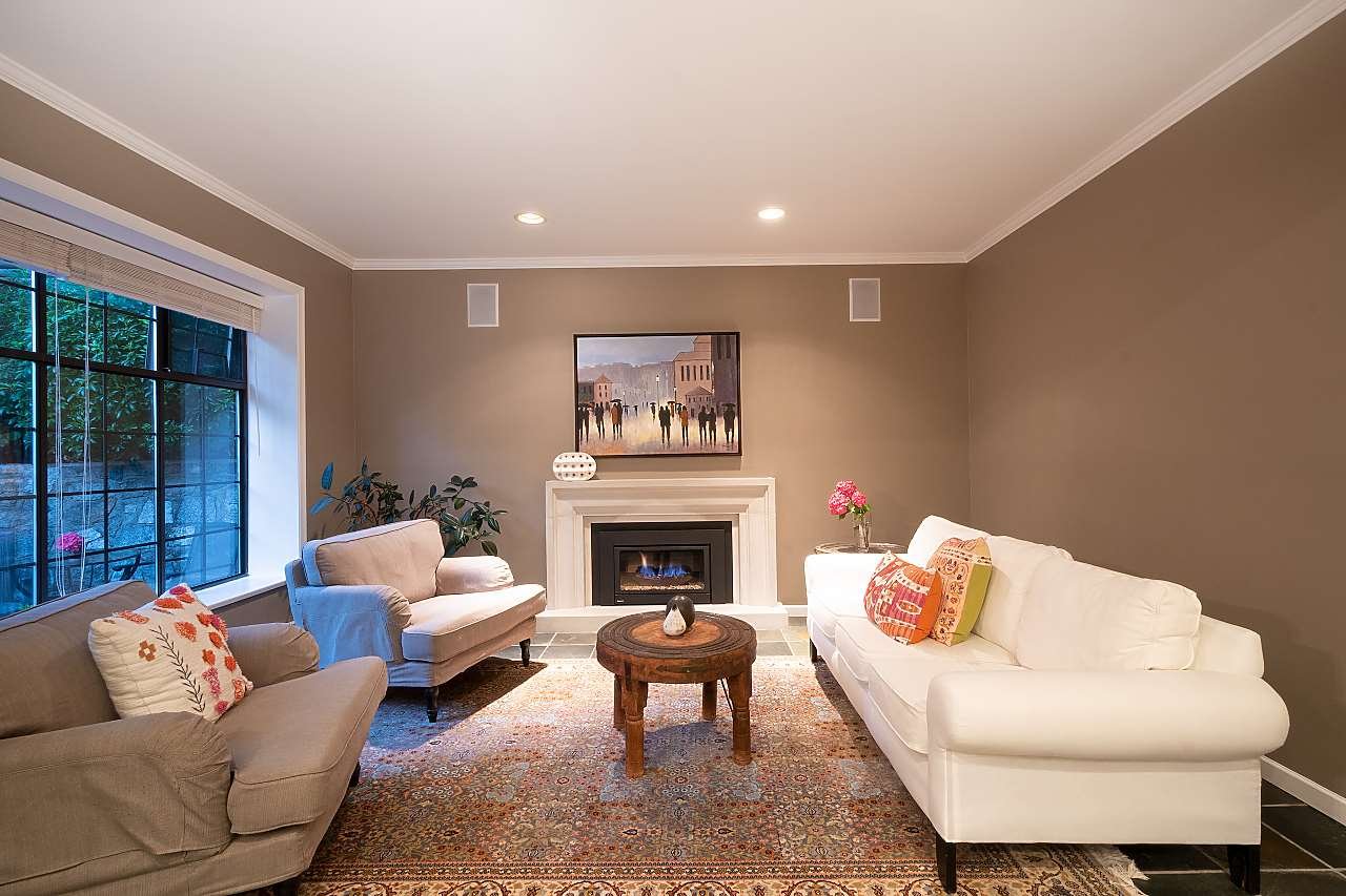 5467 Monte Bre Cres