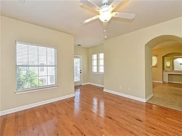 4007 Gaines Ct