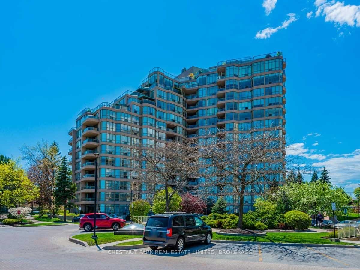 10 Guildwood Parkway PH23