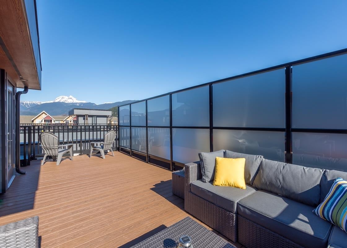 203-37842 Third Ave