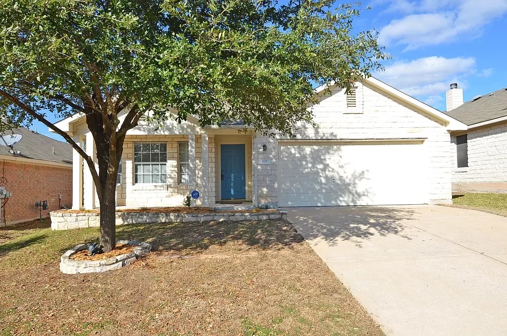 225 Chandler Crossing Trl