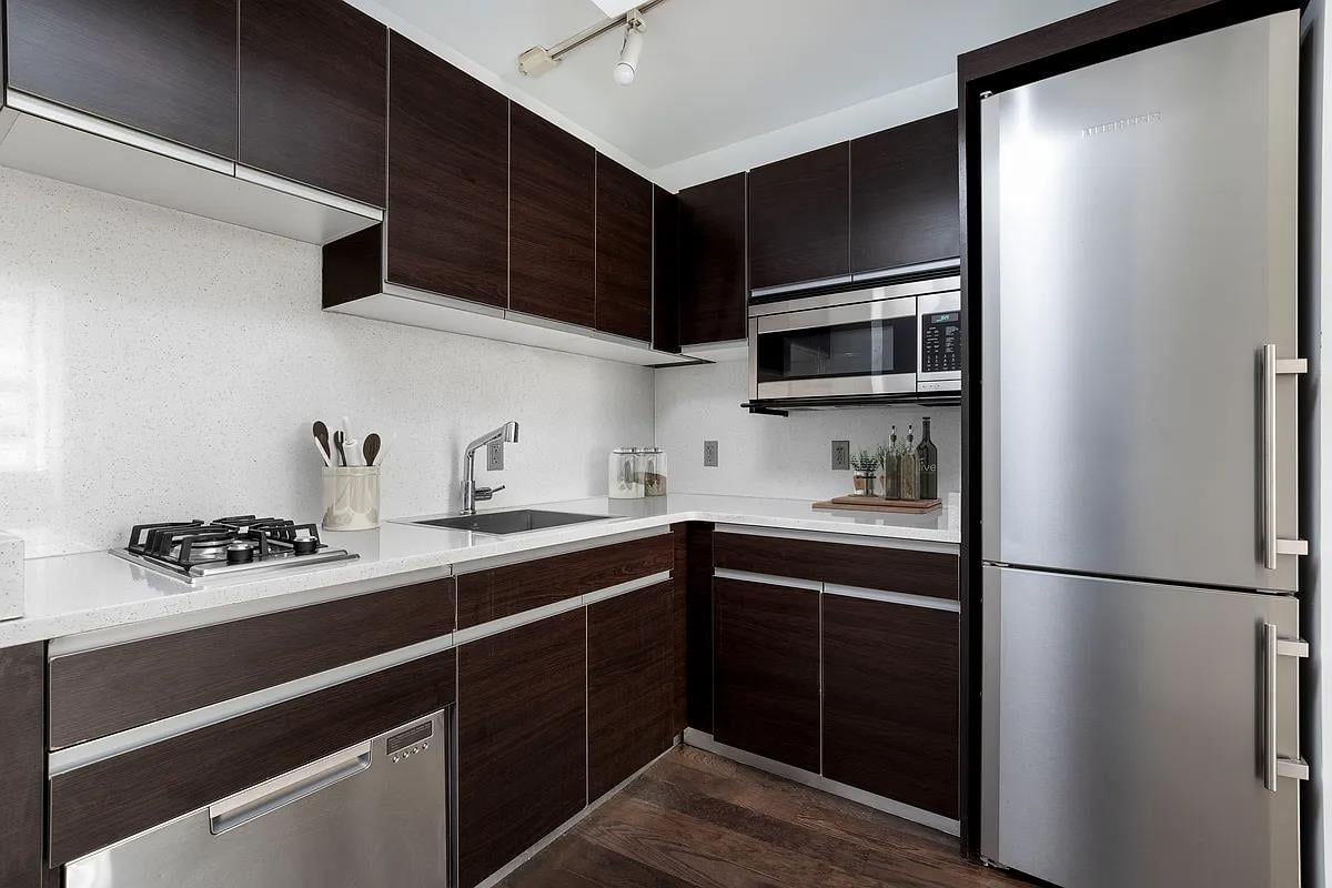 116 John Street, Apt 1802