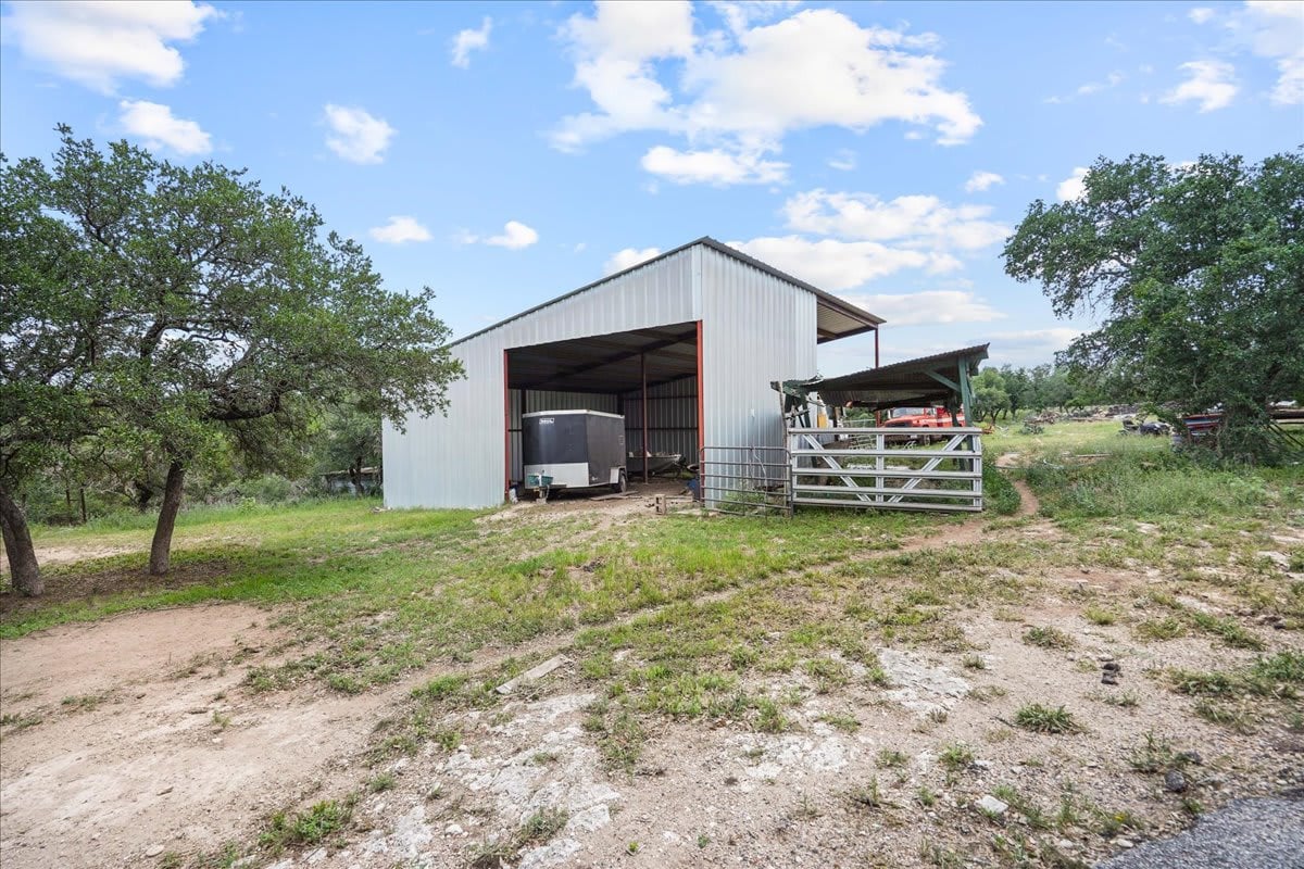 24900 Pedernales Canyon Trl