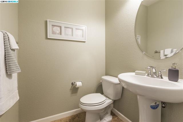 6279 Rocky Point Ct, Oakland, CA 94605