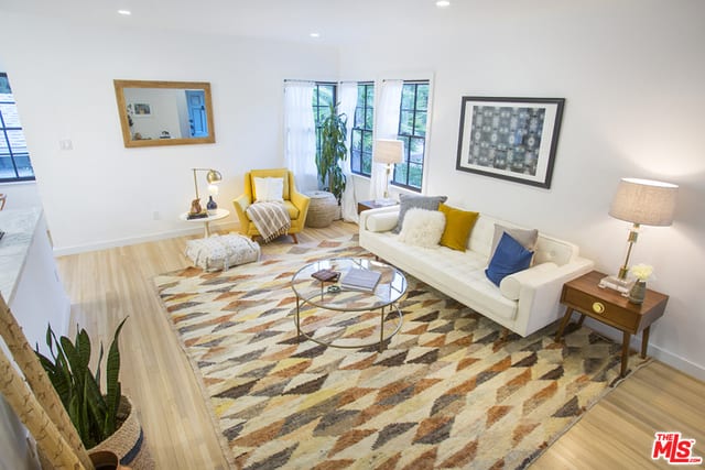 2607 Riverside Ter
