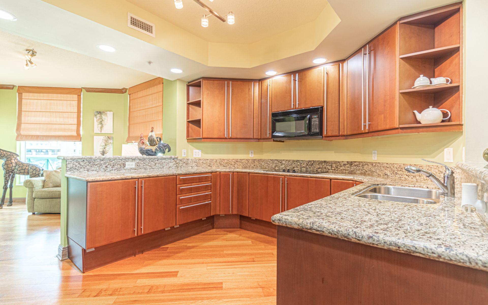 411 N New River Dr Unit: 701