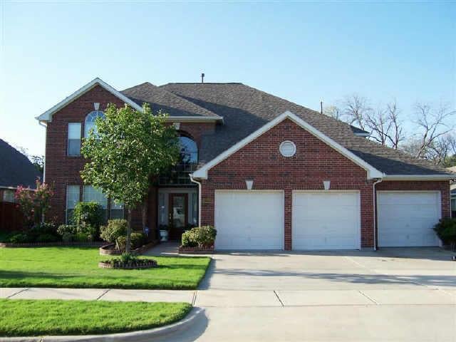 3208 Kent Dr