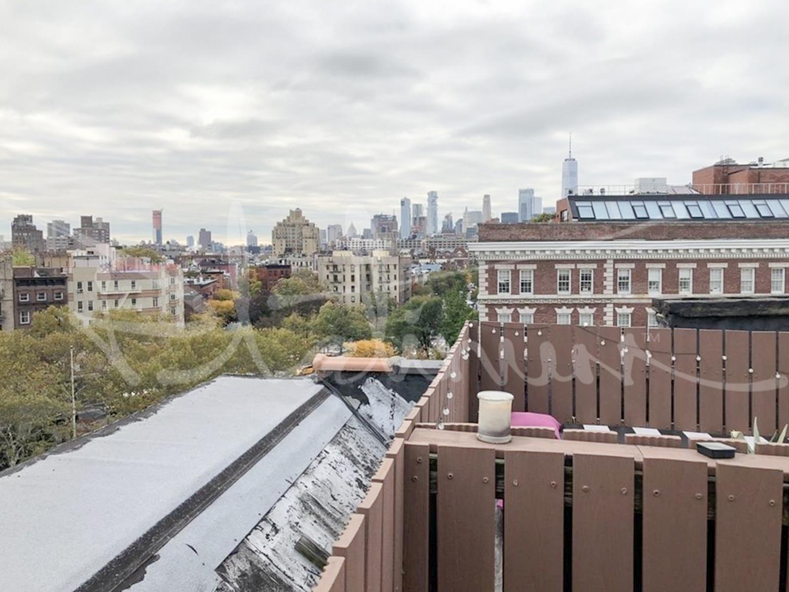 615.5 Hudson Street, Apt 14