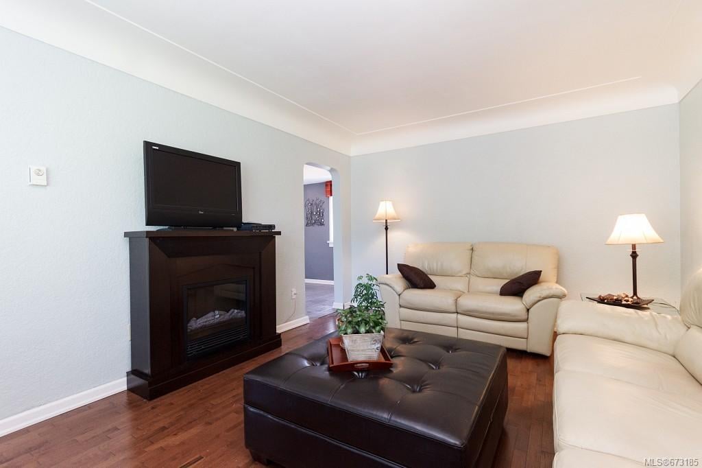 1421 Simon Rd, Saanich