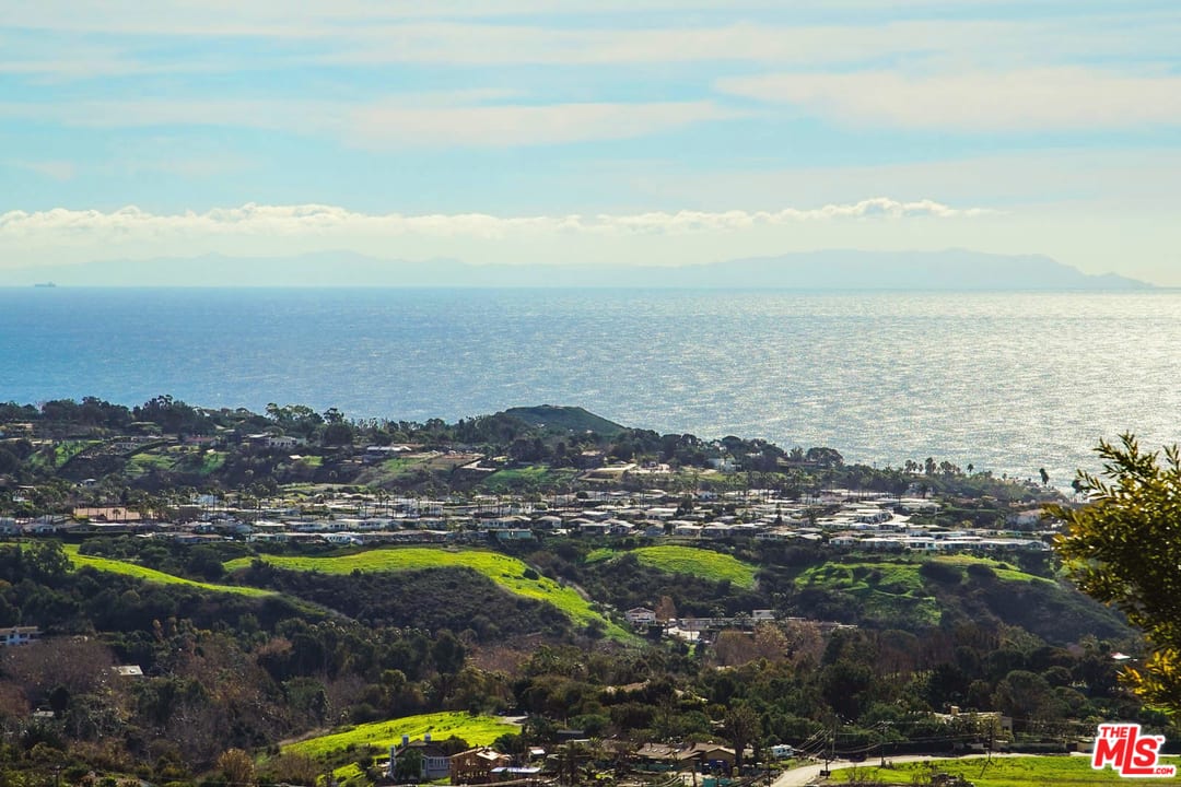 5366 Horizon Drive