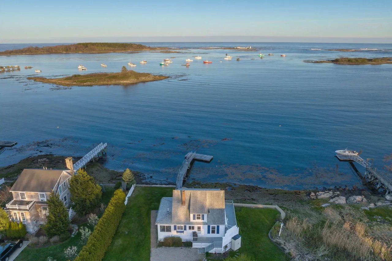 Step Inside This Week’s Maine Homes For Sale With Matterport 3D Virtual Tours
