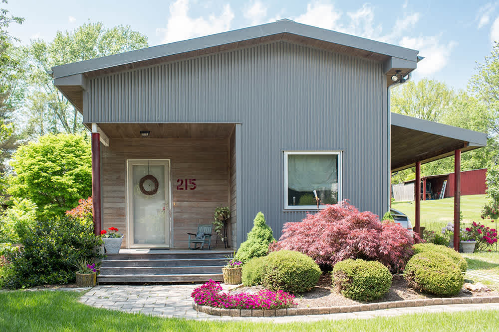 First Impressions – Contemporary Cool