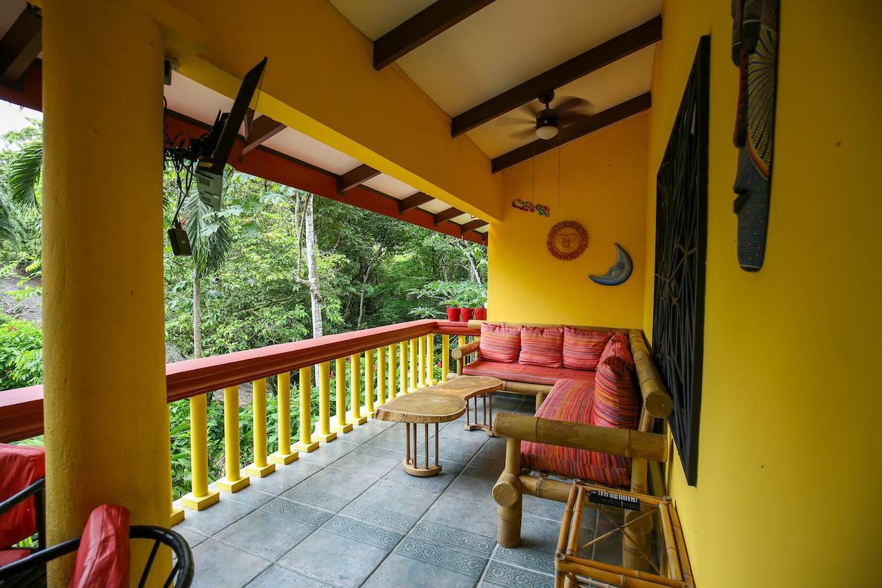 CASA MARIPOSA CONDOMINIUM IN THE HEARTH OF MANUEL ANTONIO