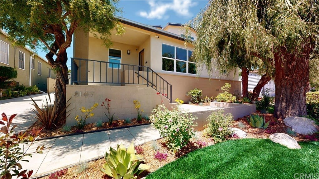 8107 Yorktown Ave
