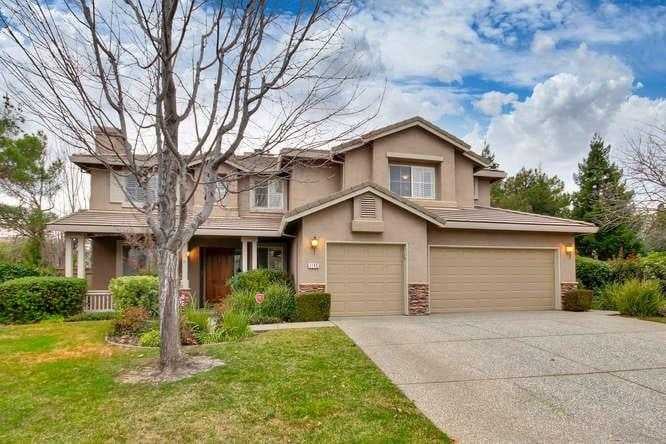 1145 Kingfisher Circle