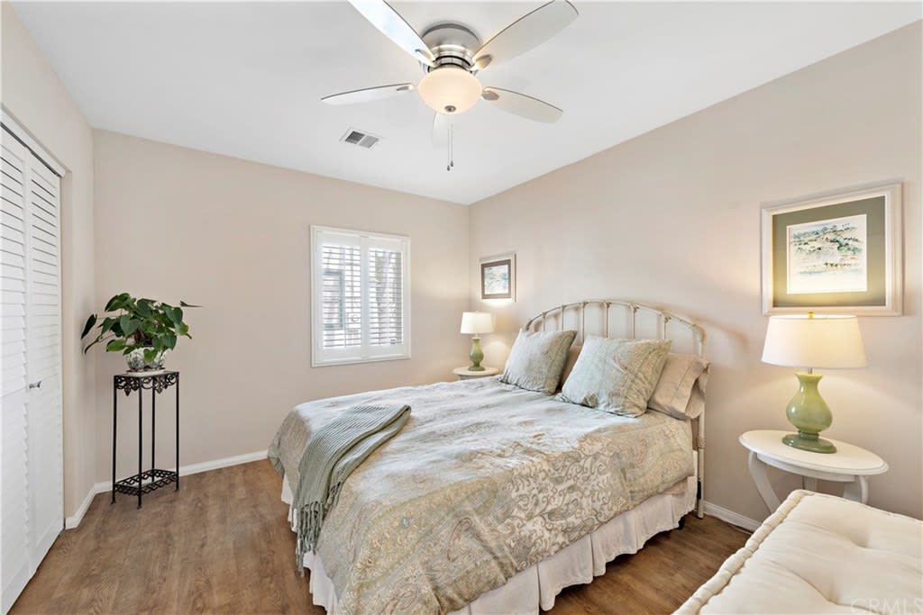 353 S Weymouth Avenue