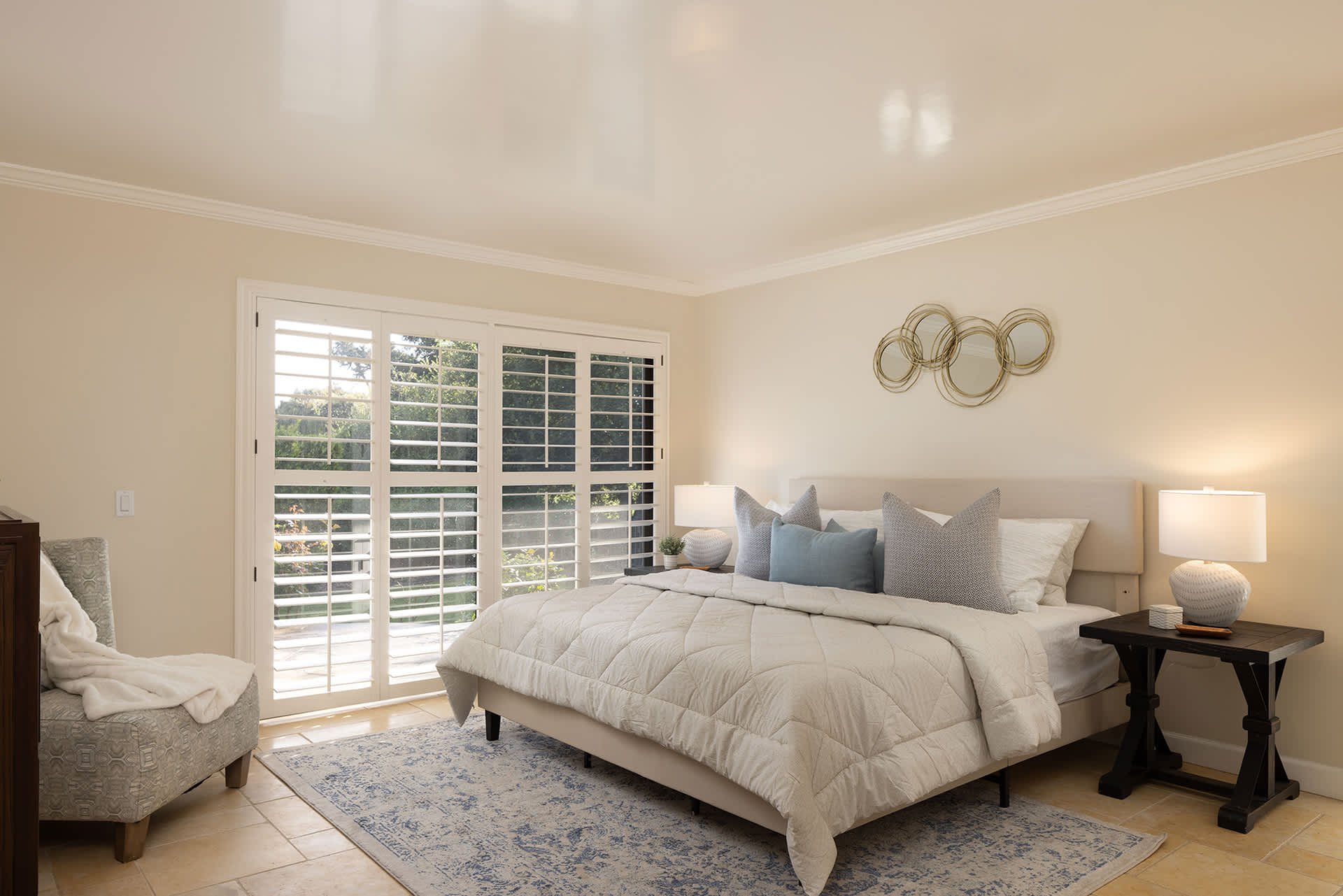 Quail Lodge Living - 7077 Fairway Place