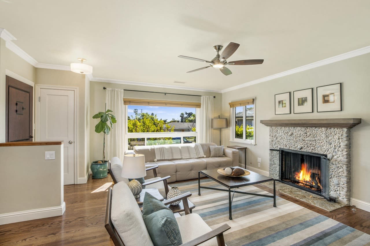 1106 Del Sol Ave