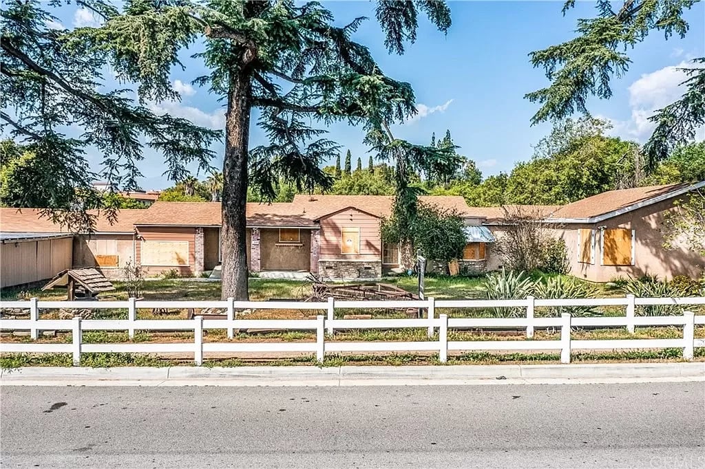 Just Closed - Trust Sale - West Covina