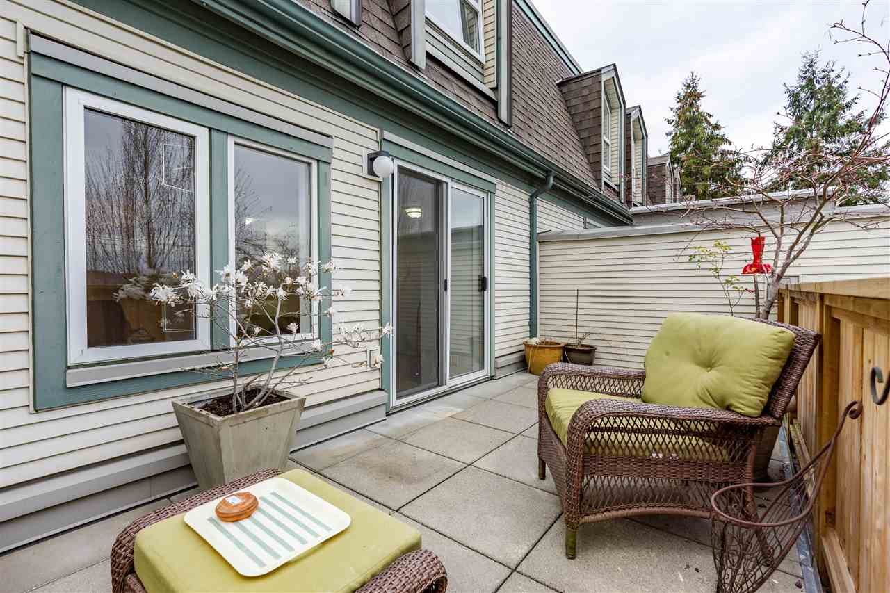 21-1215 Brunette Ave