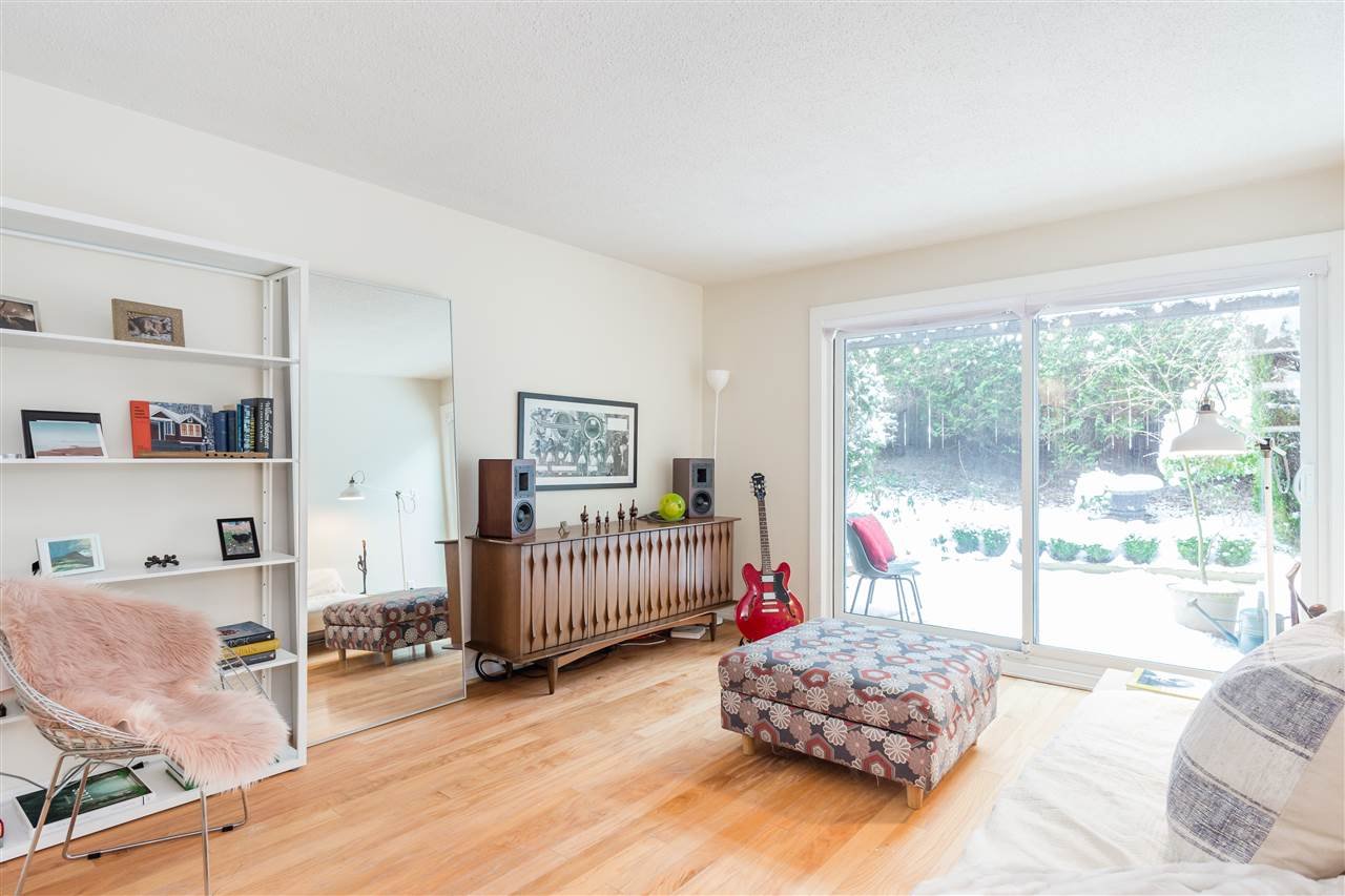 23-460 W 16th Ave